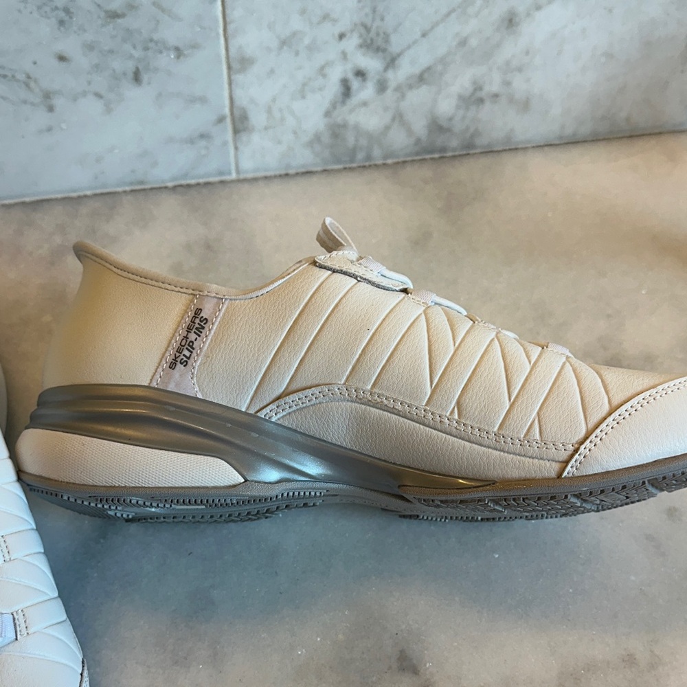 Skechers White Women's Athletic Shoes - Picture 2 of 5